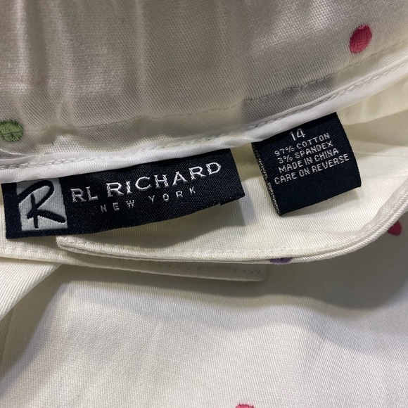 Women’s Colorful Textured Polkadot White Capri Pants by RL Richard Size 14. - Picture 5 of 10